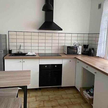 Appartement chaleureux au cœur d un village classé Villebois-Lavalette Esterno foto